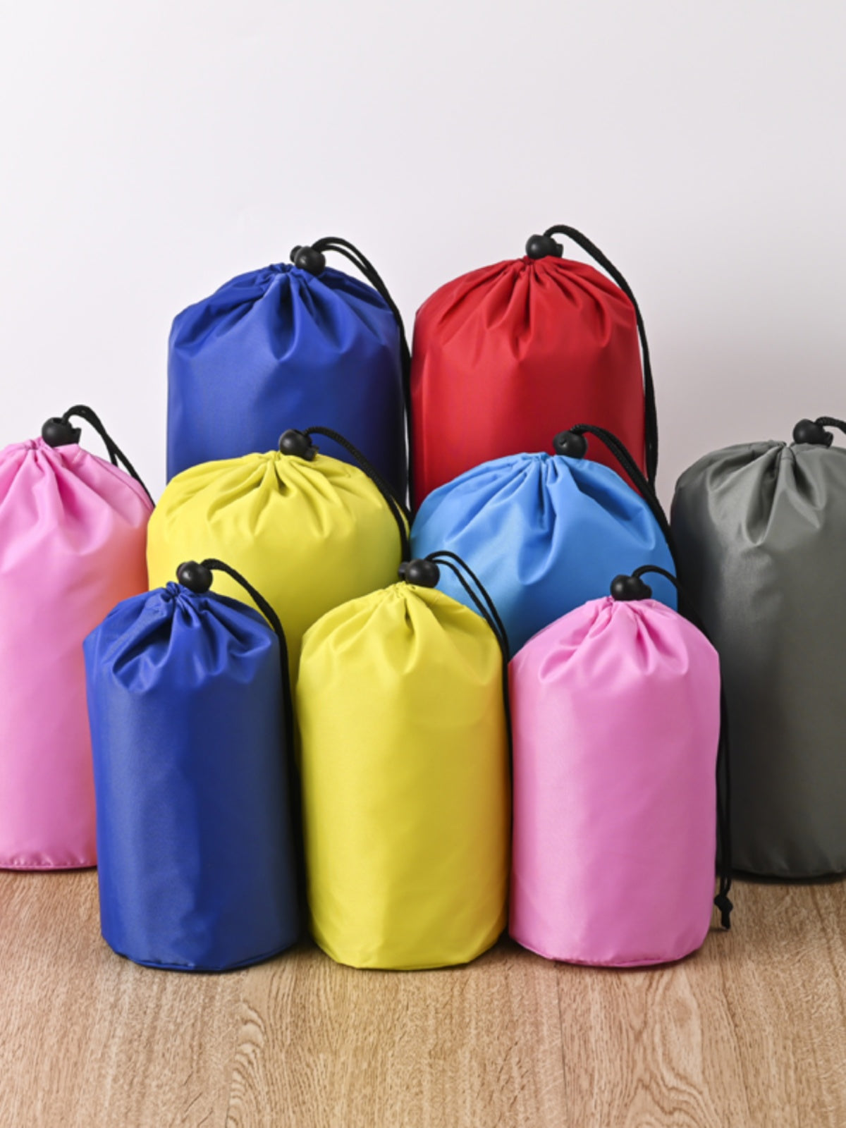 Suya davamlı neylon parça astarlı ciblər, aşağı gödəkçəni bitirmə və saxlama çantaları, böyük tutumlu polyester parça qablaşdırma çantaları, portativ saxlama çantaları