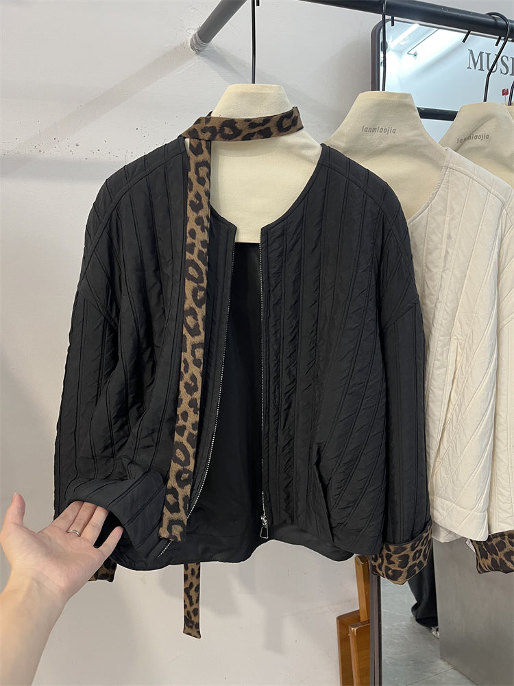 2025 Payız Yeni Model Qadınlar üçün Qabırğalı Nazik Yastıqlı Gödəkçə, Koreya üslubunda, Sadə Bəbir Naxışlı, Qatlanmış Qollar, Axan Lentli Yastıqlı Gödəkçə