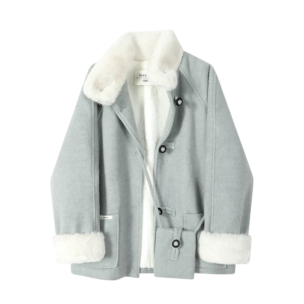 Cholisa-nın bu il qadınlar üçün məşhur olan quzu yun paltosu, zərif və zərif bir hiss yaradır, payız və qış üçün mükəmməldir.