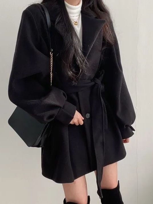 Qadın qış yun paltosu, kiçik, orta uzunluqlu, kostyum yaxası, qalınlaşdırılmış, kəmərli, arıqladıcı, fənər qollu, pambıqla örtülmüş trençkot