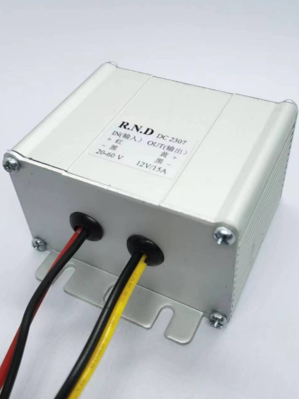 Alüminium korpus suya davamlı DC Dc24v36v - 12v5v modulu Avtomobilə quraşdırılmış pilləli aşağı güc adapteri