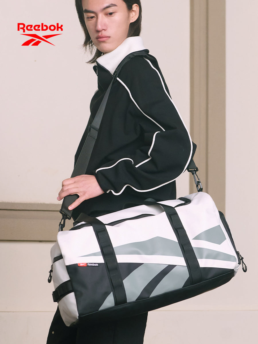 Reebok Large Capacity Business Travel Bag, Shoulder Bag, Handbag, Cross Body Bag, Sports Water Resistant Gym Bag