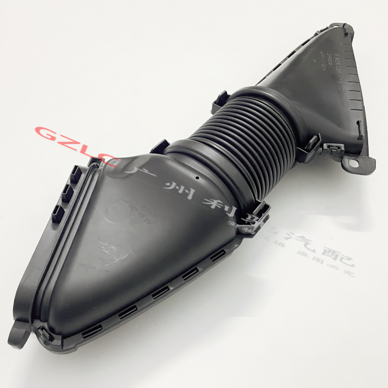 Mercedes-Benz C-Class və E-Class W206 hava filtrləri, W214 giriş boruları və C200, C260, E260 və E300 giriş boruları ilə uyğun gəlir.