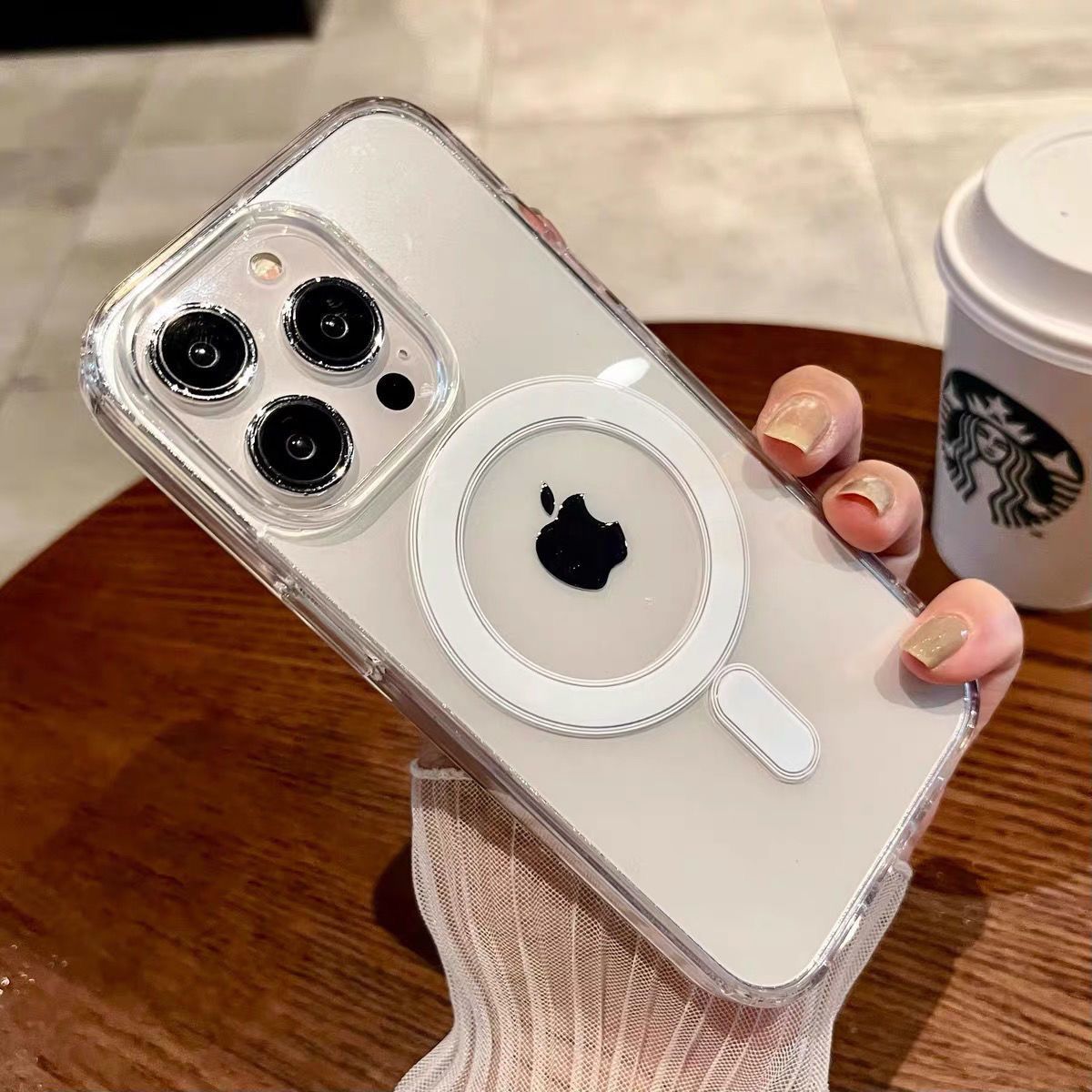 Qabaqcıl dəri hiss edən yüksək keçiriciliyə malik maqnit udma qabığı Apple 17/16promax mobil telefon qutusu iphone14pm düşməyə qarşı 11 yeni stil 15pro kişilər və qadınlar 12 sadə 14plus sərt qabıq 13 qoruyucu örtük 13pm