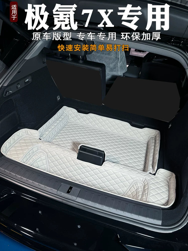 26 Extreme Krypton 7X luggage/storage mat modified with decorative base, lower storage compartment, storage compartment and waterproof storage box.