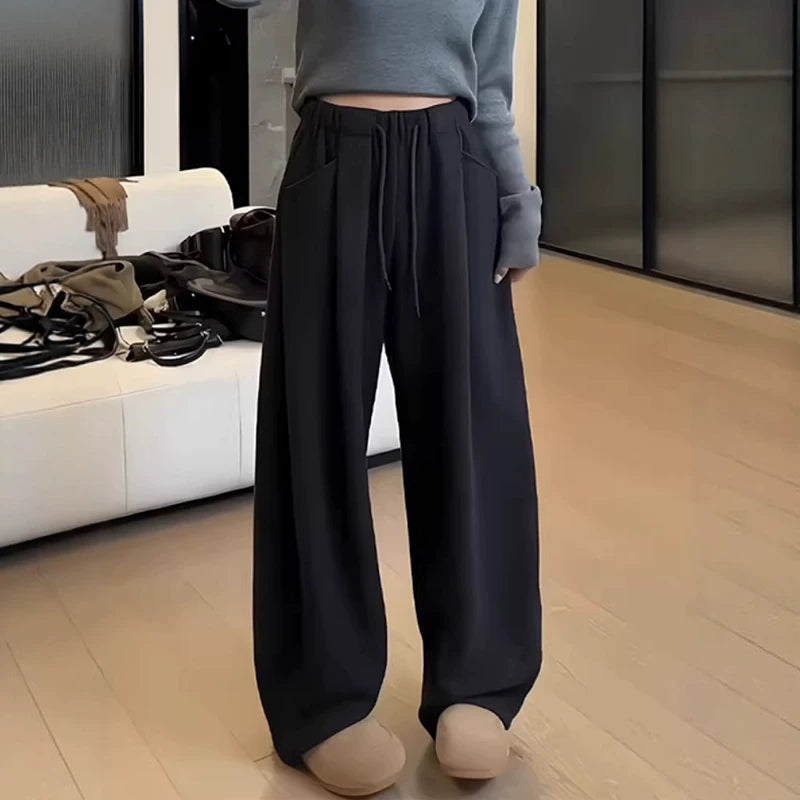 Qadınlar üçün qara əyri bıçaqlı gündəlik şalvar, 2026 Yeni Payız və Qış Plus Ölçülü Boş Formalı Boyfriend Stilində Axıcı Geniş Ayaqlı Şalvar