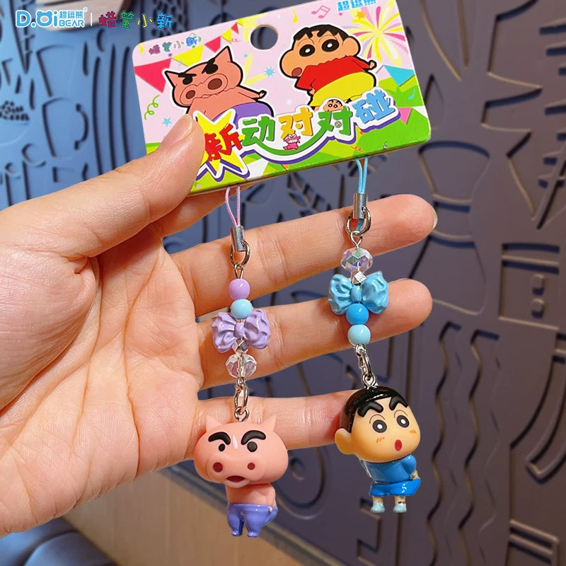 Orijinal Crayon Shin-chan Kiçik Burun Tutucu Telefon Zənciri 2025 Yeni Stil Qulaqlıq Avtomobil Açar Zənciri Sırt Çantası Kulon Açar Zənciri