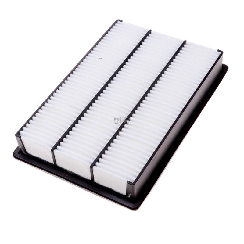 Air filter cartridge for older Nissan Maxima, Infiniti FX45 and Q45 models (4.5L).