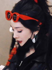 Günəş eynəkləri Yang Mi-nin eyni üslublu Paris Moda Həftəsi qırmızı dəyirmi günəş eynəyi sevimli günəş kölgəsi anti-UV çərçivələri trendi