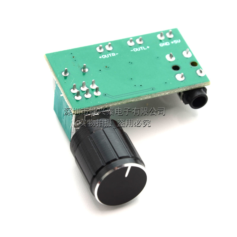 XH-A157 rəqəmsal güc gücləndirici lövhəsi PAM8403 səs düyməsi ilə AUX girişi USB5V enerji təchizatı ikili 3W çıxış