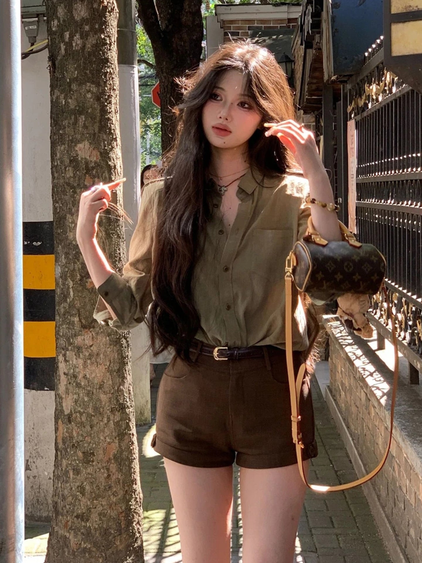 [Rahat Stil] Qadınlar üçün Yay Koreya Retro Boş Tək Döşlü Dizaynlı Yaxalı Uzun Qollu İş Köynəyi