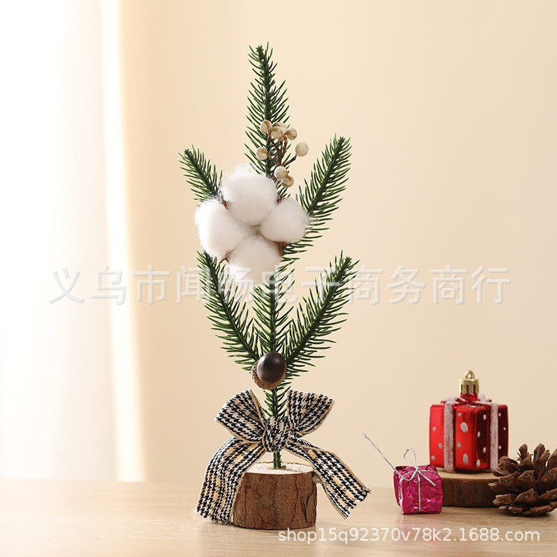 Christmas Home Decor: Mini Artificial Pine Needle Christmas Trees