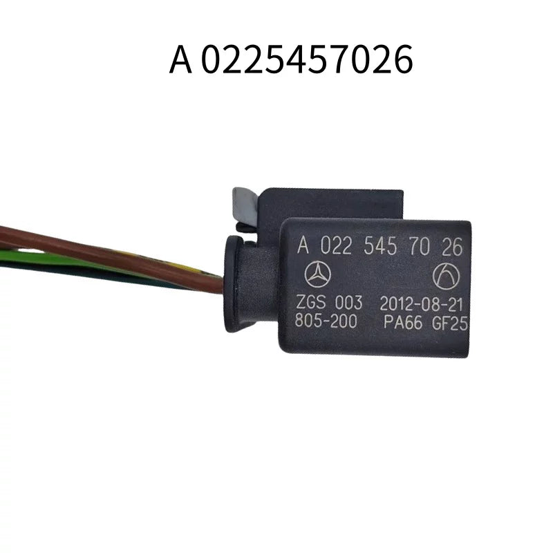 Mercedes-Benz MLA-class W220W221W251 alovlanma bobin konnektoru yüksək gərginlikli transformator konnektoru A0225457026 üçün uyğundur