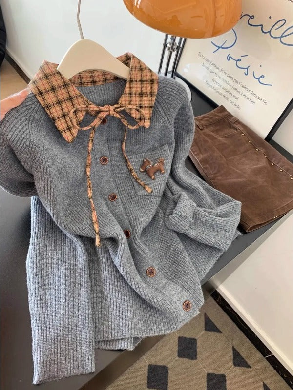 Kiçik bədənli qadınlar üçün şirin və zərif preppy üslubunda retro dama-dama süni iki hissəli toxunma sviter, payız və qış yaşlanmanı azaldan sviter.