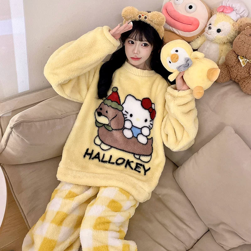 Cizgi filmi boz və qara pişik qış yeni mərcan yunlu pijama qadın yun astarlı və qalınlaşmış tələbə flanel ev geyimi xarici geyimlər