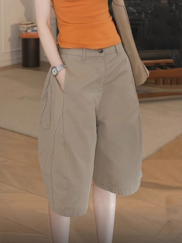 Xaki rəngli karqo şortları, üçölçülü biçimli, beş guşəli biçimli, qadın yay böyük ölçülü, Koreya üslubunda, boş, gündəlik, çoxfunksiyalı geniş ayaqlı şortlar.