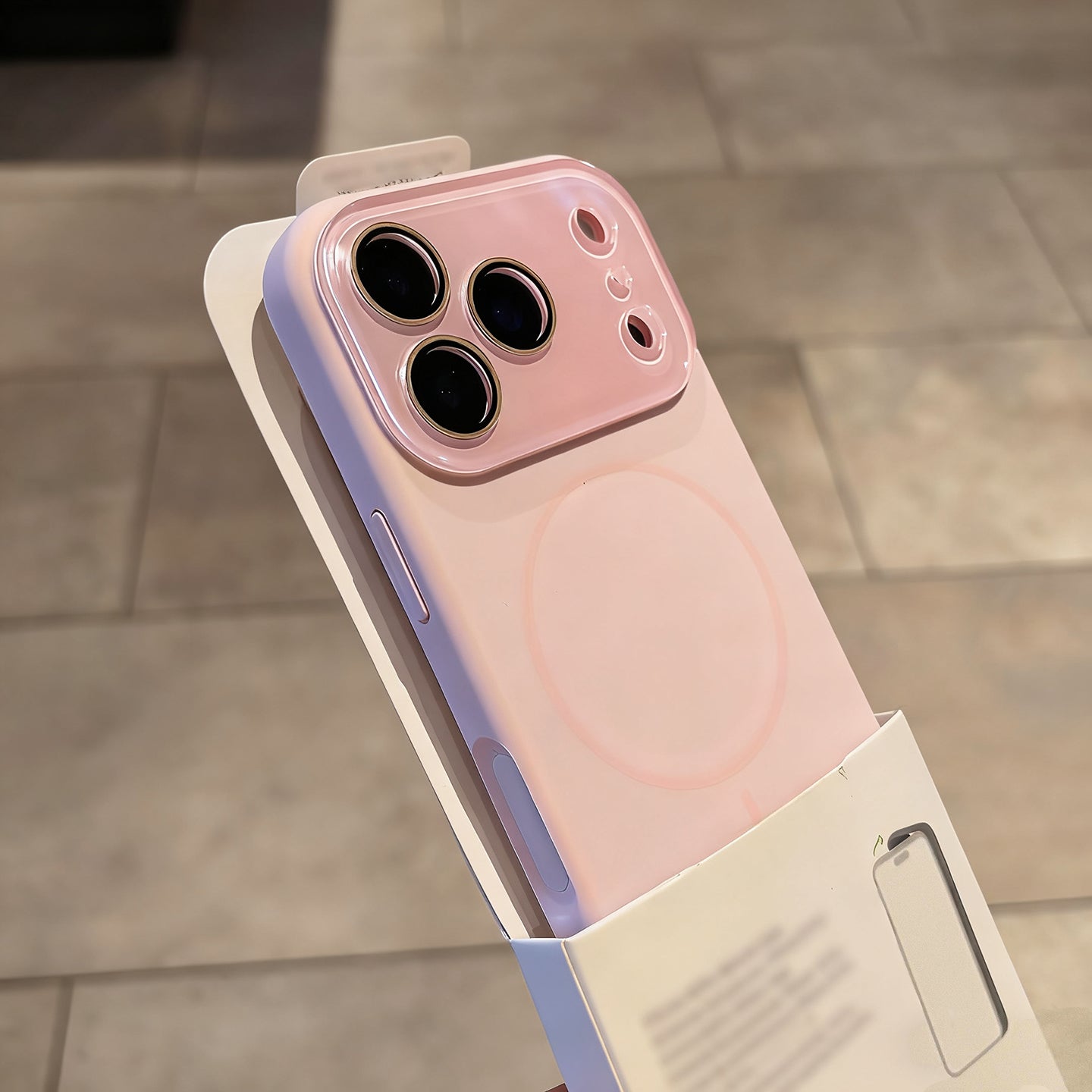 Apple iphone cib telefonu üçün uyğun maye silikon kiçik pəncərə, yeni 17promax yüksək səviyyəli sense 15 maqnit udma ilə 14 linza plyonka düz rəng 13 hər şey daxil düşməyə qarşı 16pro niş kişi və qadın qutusu