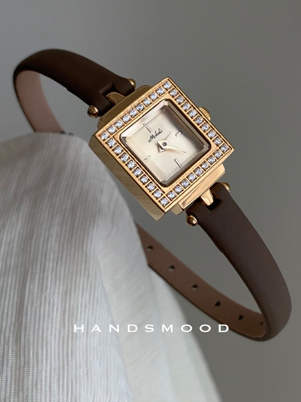 Handsmood Retro Niş Yüksək Səviyyəli Dəbli Çoxfunksiyalı Qadın Kvars Saatı Şəhərdaxili İstifadə Üçün