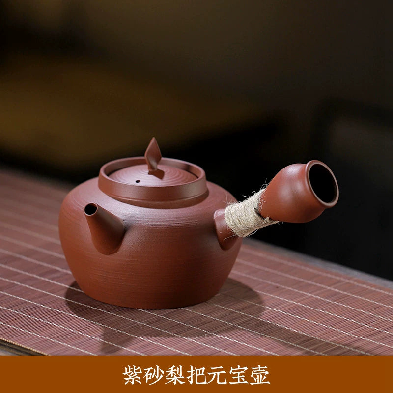 Bənövşəyi qumlu gil soba, sobanın ətrafında çay dəmləmə qabları, Çin çaydanlarının tam dəsti, Chaozhou kömür sobaları, çay sobaları, çaydanlar, kömür sobaları