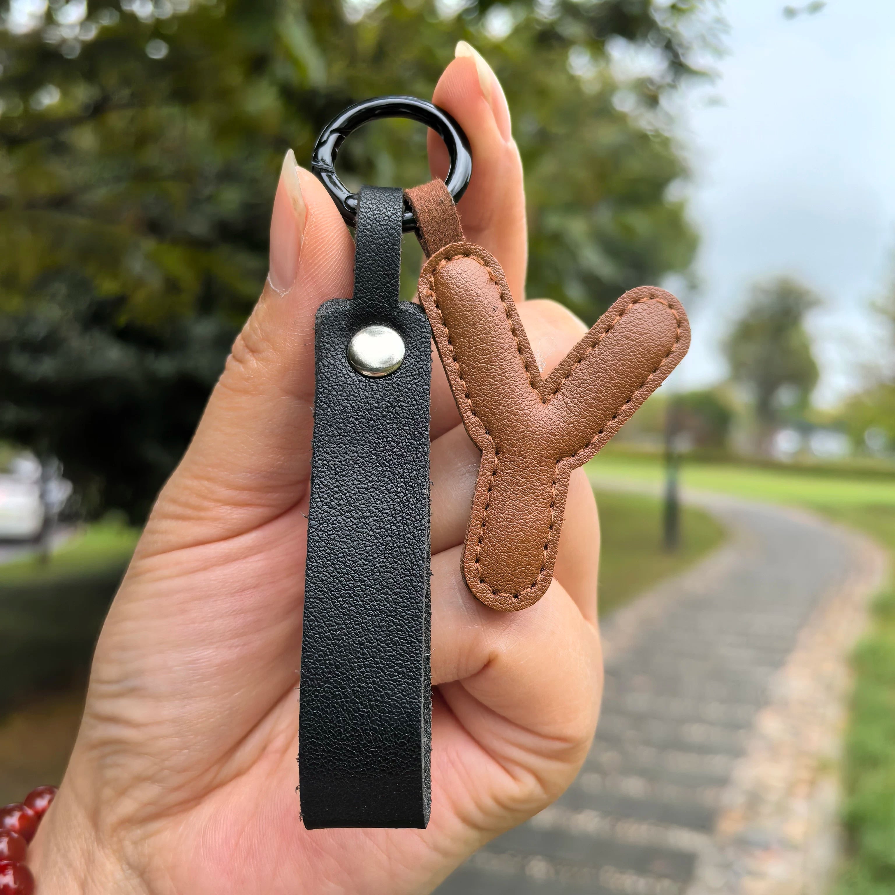 Şokoladlı İngilis hərfli açar zənciri avtomobil açar zənciri çantası aksesuarı mobil telefon cazibəsi ST