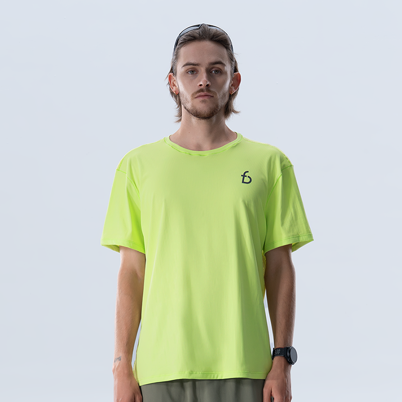 Febit "Yüngül Qısa Sleeve 4.0" Kişi və Qadın Marafonu Qaçış Məşq İdman Nəfəs alan Tez Quruyan Gümüş İon T-shirt
