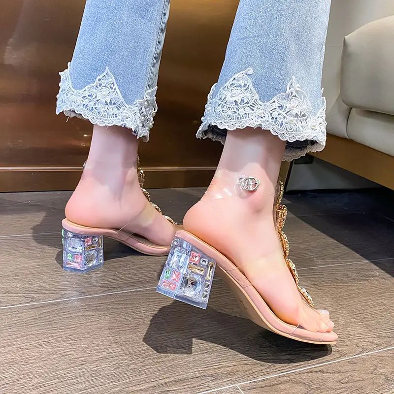 Plastik Sandal Blok Dabanlar 2023 Yay Qadın Ayaqqabı Satışı