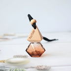 Yüksək səviyyəli Avtomobil Aromaterapiya Yanğınsöndürmə Şüşələri Öz-özünə quraşdırılmış Ətir Alt Butulkaları Avtomobil Asma Ornament Efir Yağı Uçucu Aroma Diffuzoru Qalıcı Ətir