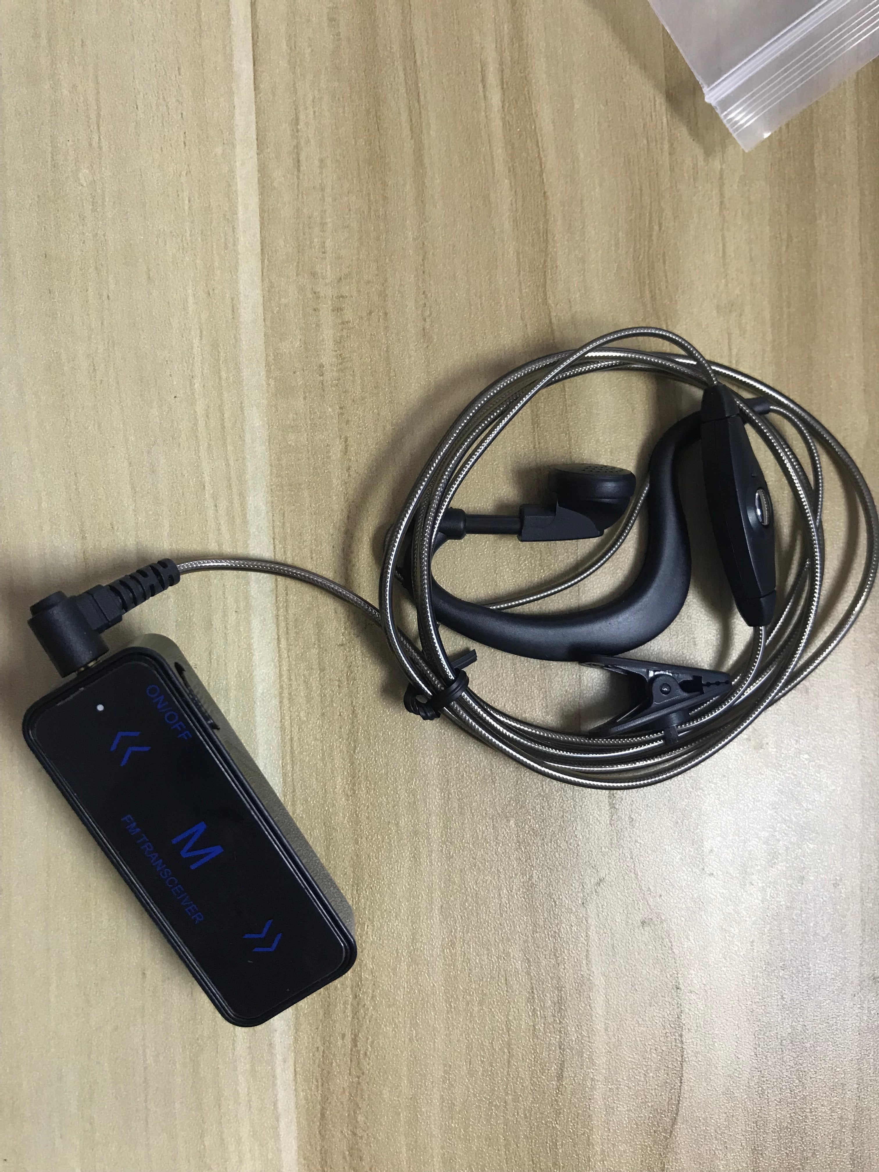 Kuailixun mini walkie-talkie xüsusi kiçik bir deşikli interkom qulaqlıqları 2.5mm universal T-başlı mikrofon kabeli