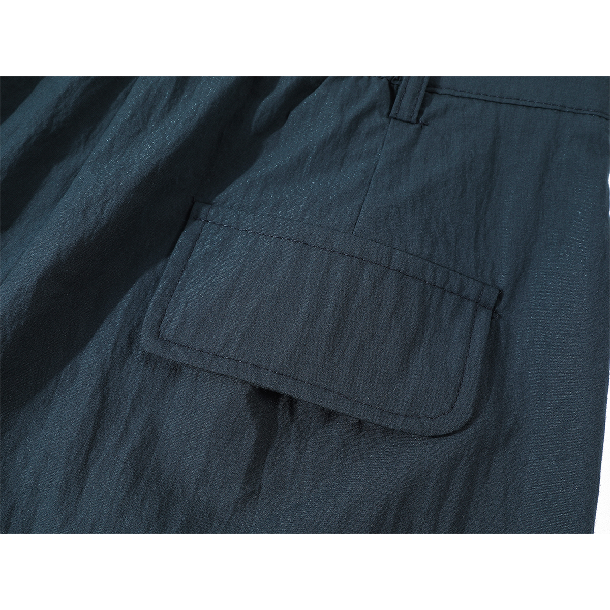 Cholisa-nın 2025-ci ilin yayında işə getmək üçün ideal olan, qadınlar üçün şık, geniş, arıqladıcı düz ayaqlı gündəlik şalvarı. Unikal və super şık şalvarlar.