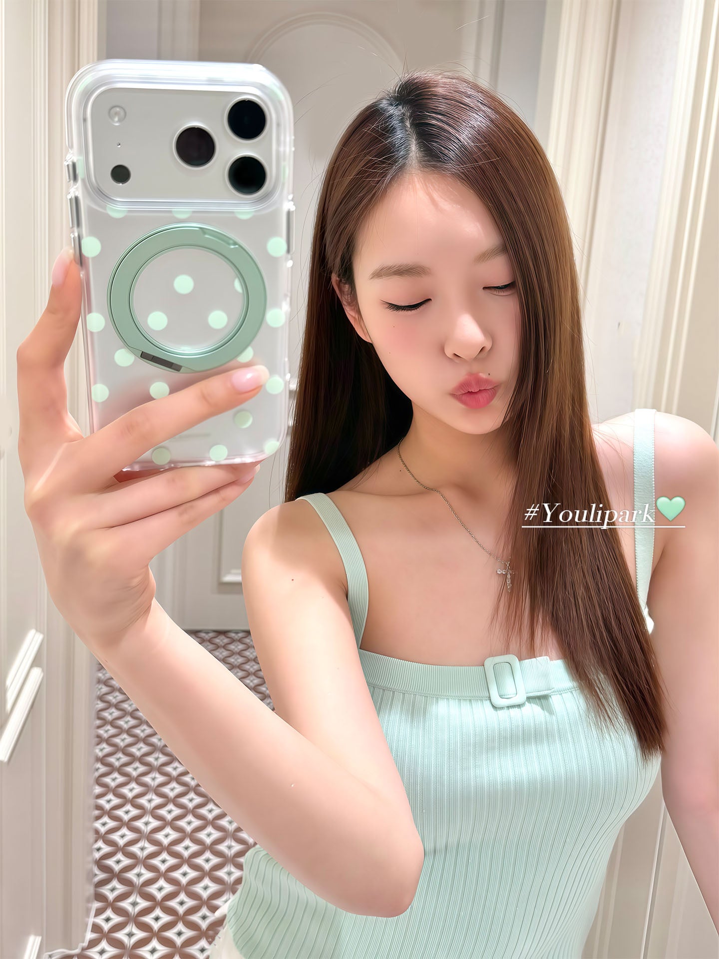 Yuri Park ins Koreya nanə yaşıl ləkəli fırlanan maqnit stend 17 17pro Apple 17ProMax mobil telefon qutusu iPhone16 hər şey daxil 14 yeni 16Promax qadınlar üçün qoruyucu örtük