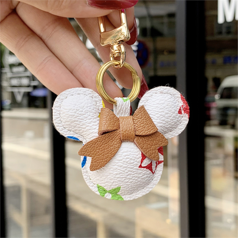 LV&GEDETE Rəsmi Flaqman Mağazası Avtomobil Açar Zəncir Kulonu Mickey Mouse Pom-Pom Açar Zəncirli Çanta Bəzək