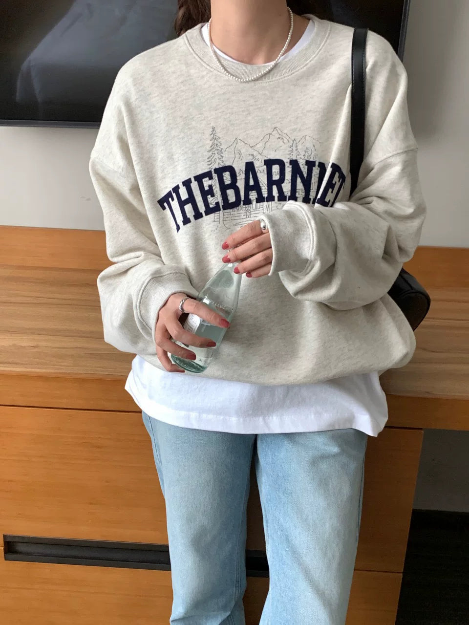 Yüksək keyfiyyətli thebarnnet səkkiz döşlü Koreya hərfli qar dağı naxışlı tənbəl stilli sviter, təmiz pambıqdan hazırlanmış qadın 2025 payız