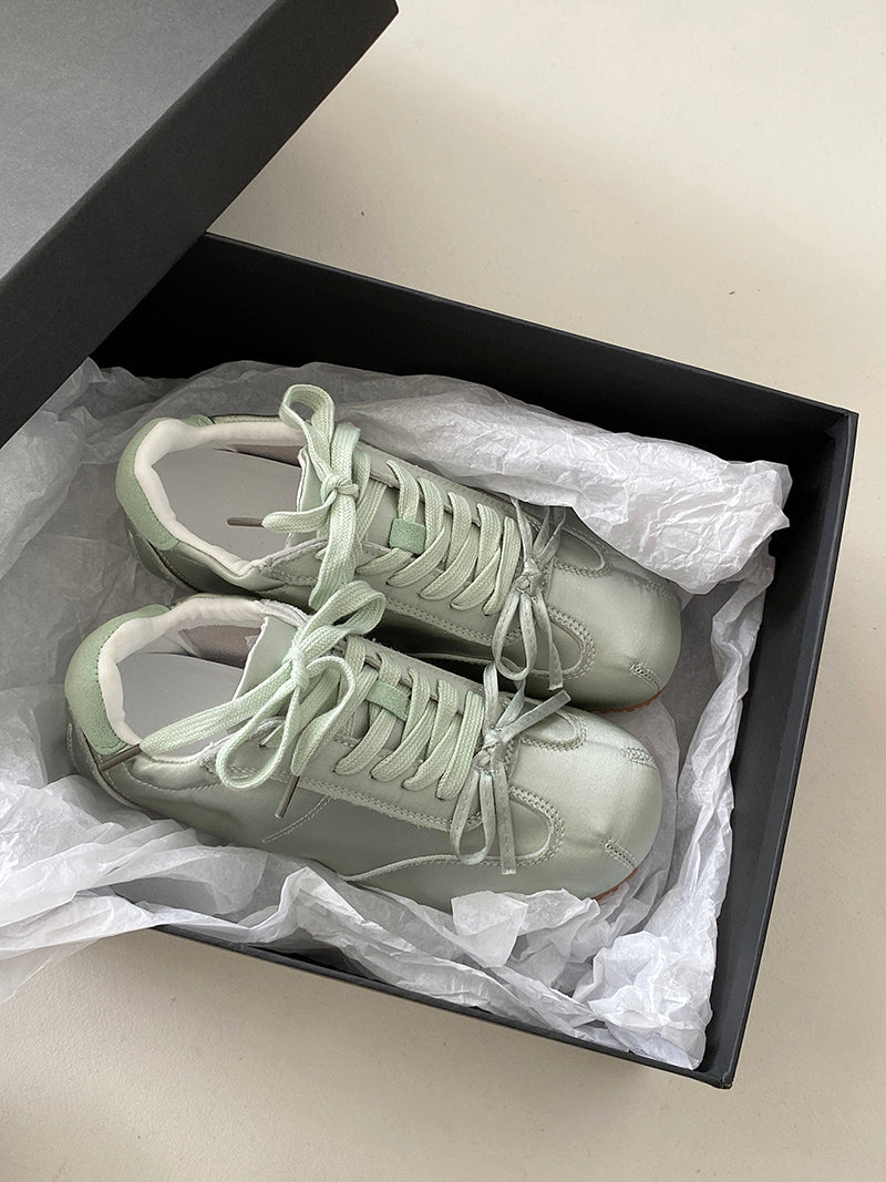 YesDay Sweet Dəyirmi Barmaq Düz Təsadüfi Ayaqqabılar 2026 Yaz Yeni Gəlişi Çox yönlü Yay Balet Stilində Alman İdman Ayaqqabıları Qadınlar üçün