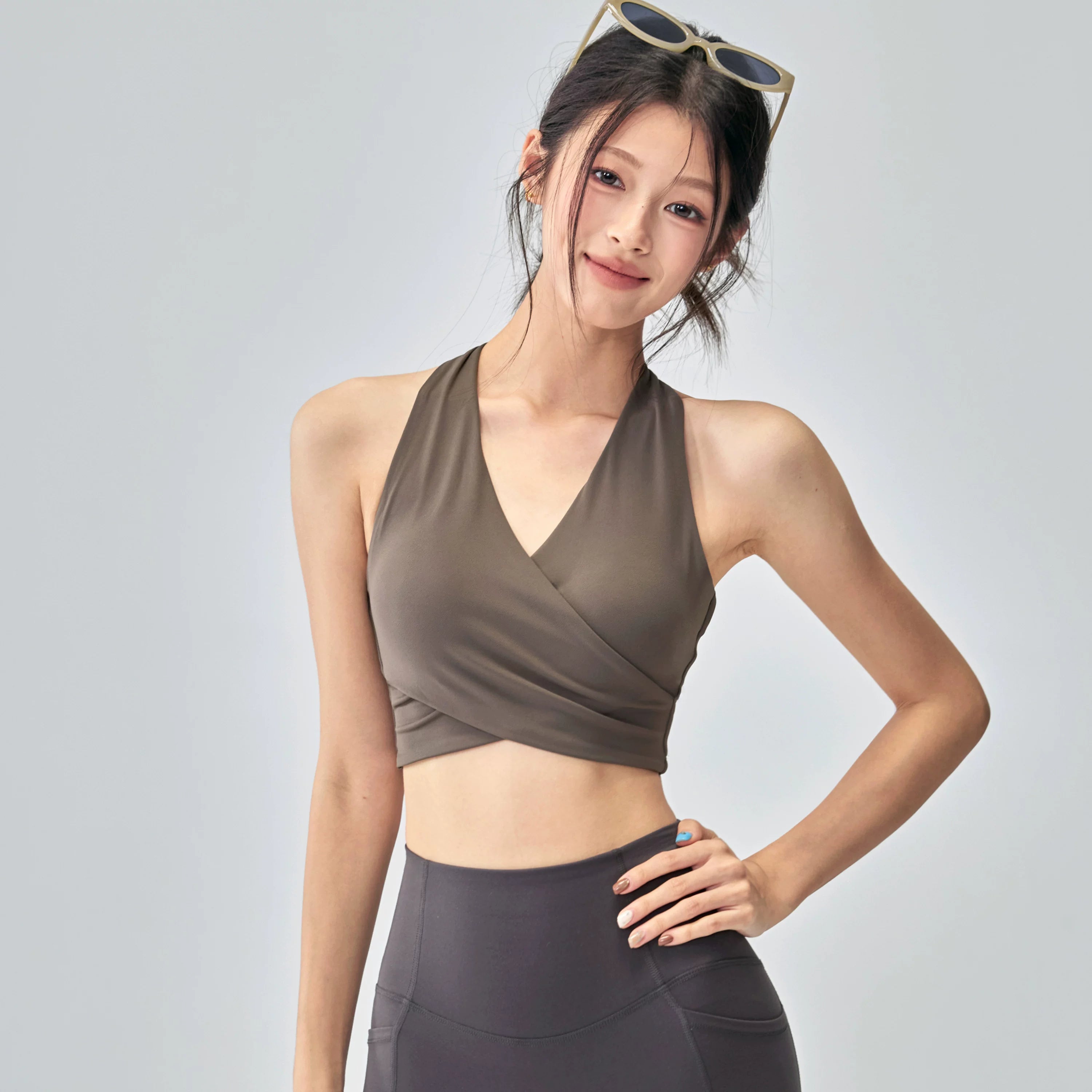 Fitnes qızları hamısı bir yerdə idman büstqalteri zərbəyə davamlı Pilates məşq büstqalteri xarici geyimi seksual gözəl arxa yoqa jileti