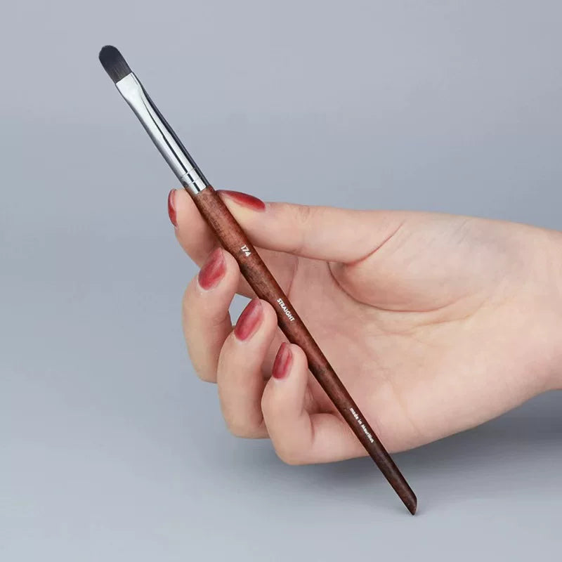 MAKE UP FOR EVER 124 Tozlu Toz Fırçası, 112 Cilalama Tonal Krem Fırçası Dəsti