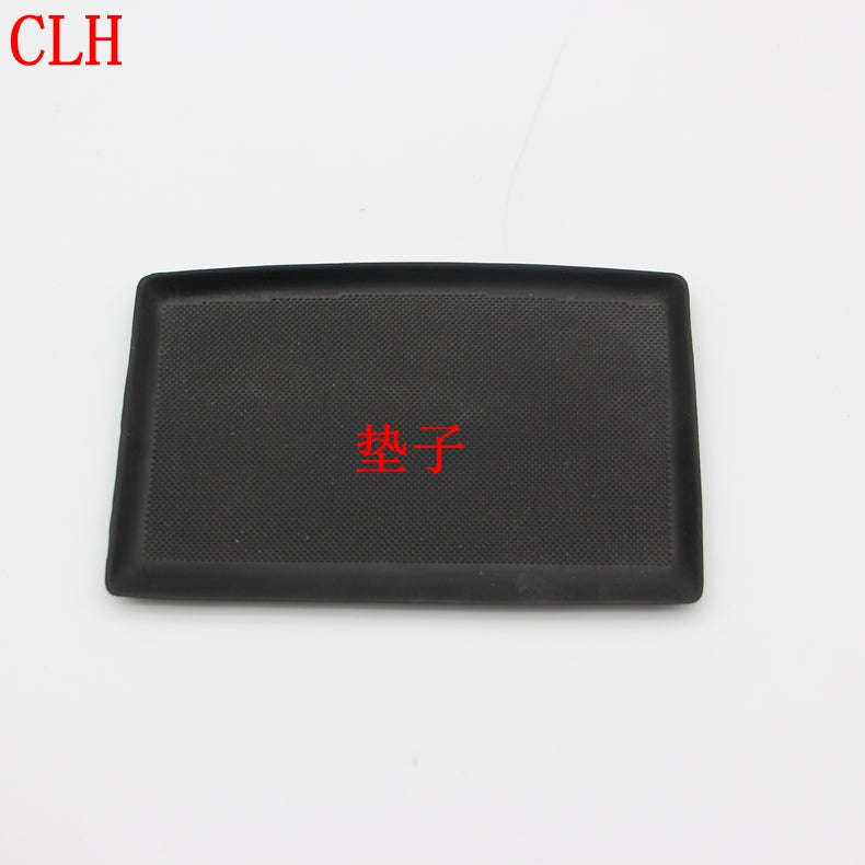 Volkswagen 02-10 old model Polo, dashboard storage box, center console storage box and other storage containers.