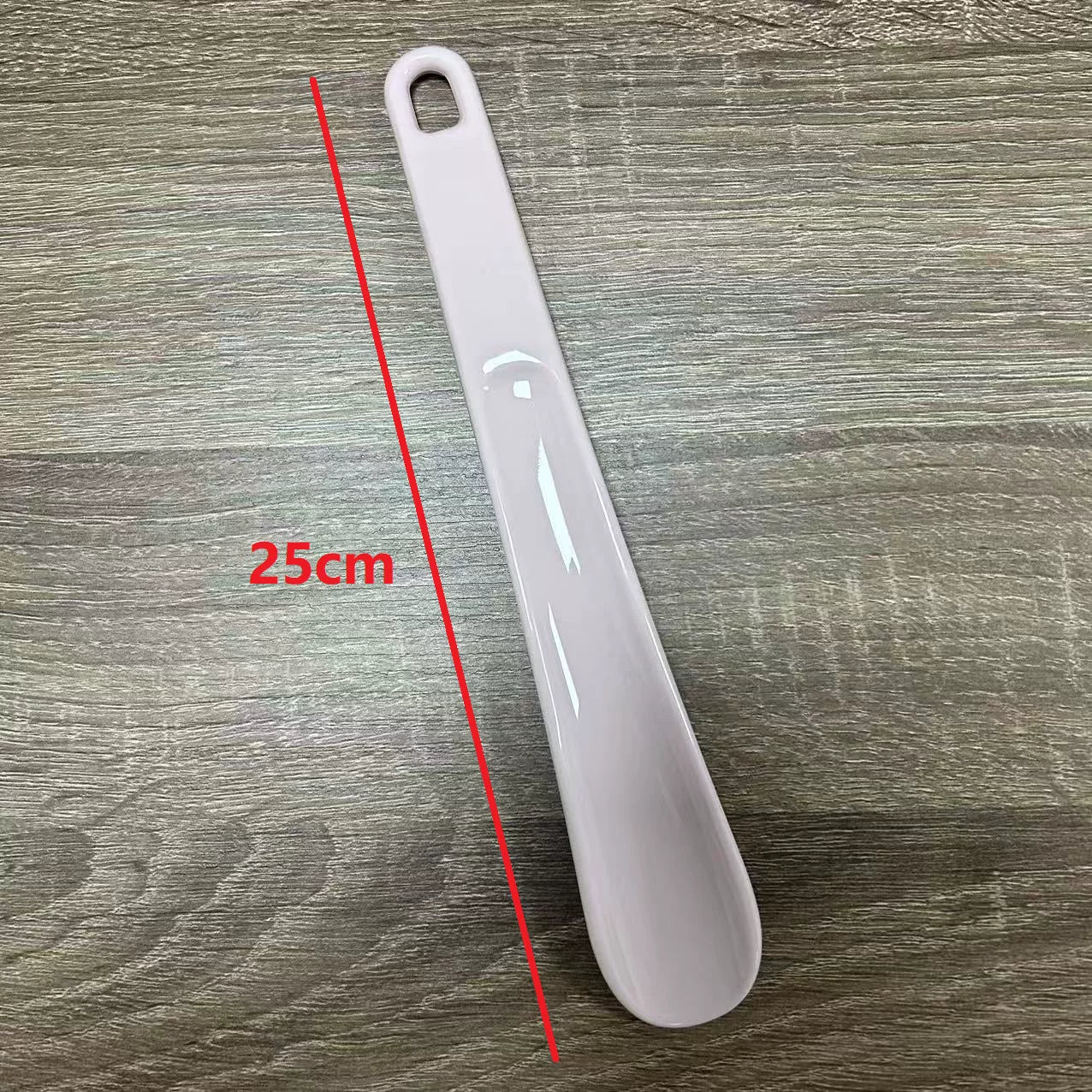 Yeni plastik tənbəl ayaqqabı artefaktı, yığcam məişət ayaqqabı qaldırıcısı, portativ yaradıcı ayaqqabı çəngəl, sadə müasir ayaqqabı buynuzu