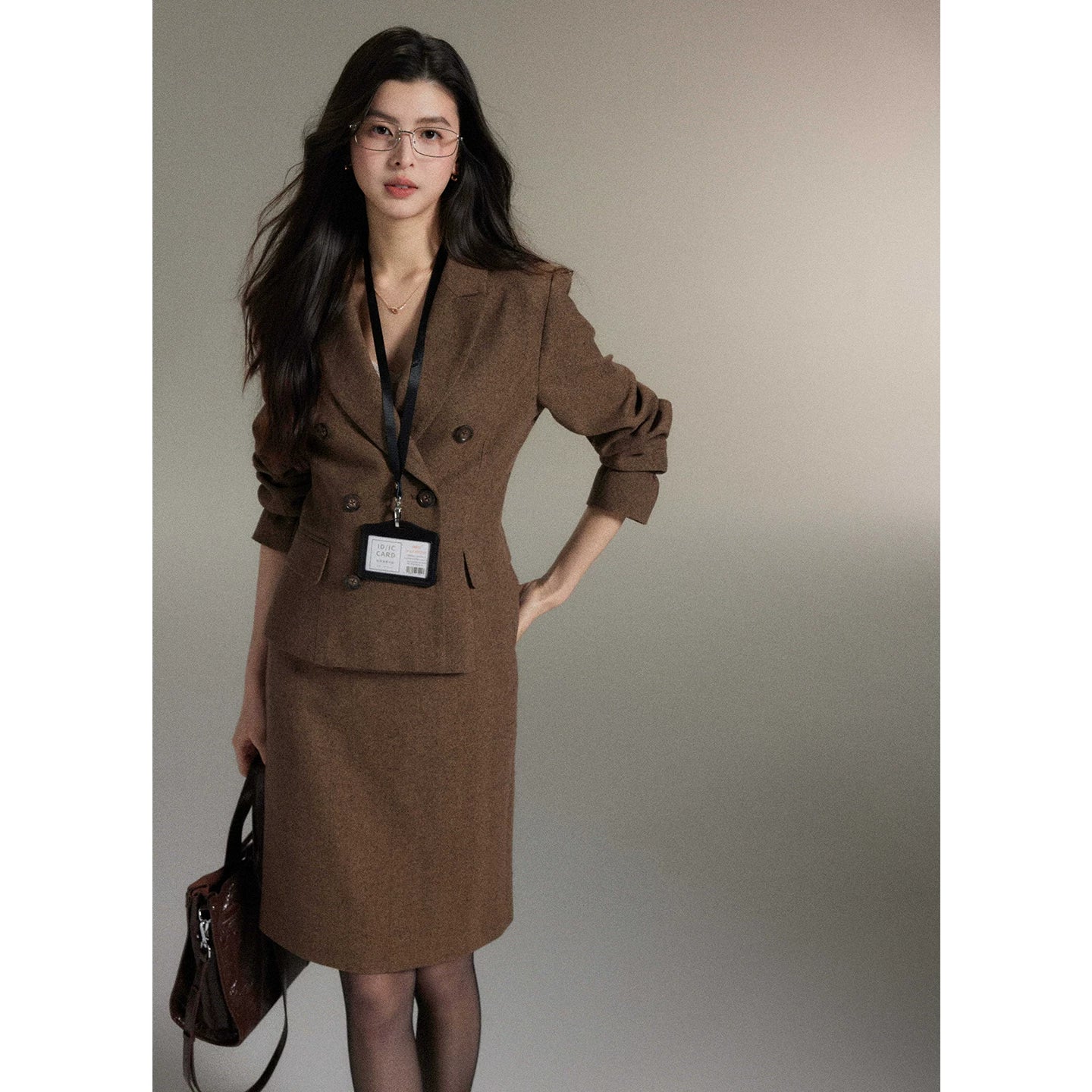 Eryang Design [Muyu] Şəhər içi üslubunda retro üslublu açıq işgüzar yun blazer + ətək dəsti