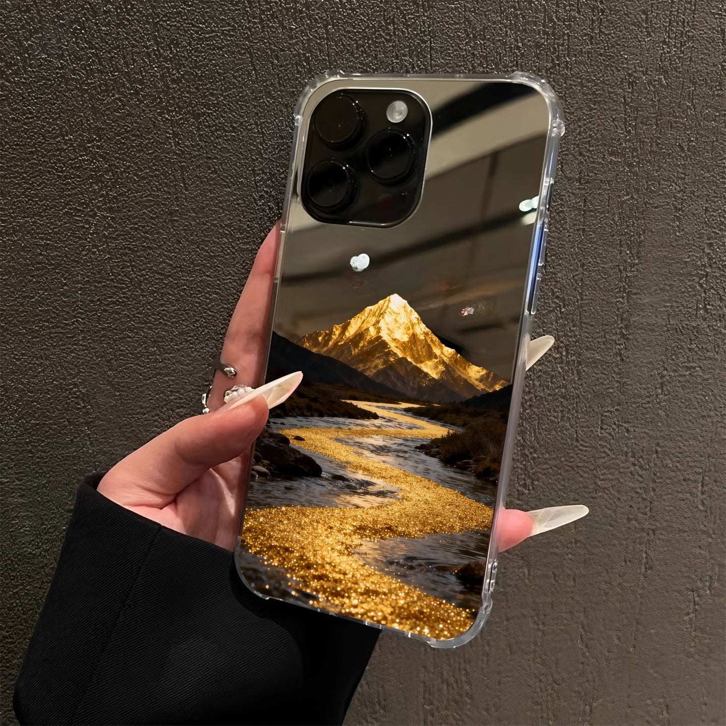 Qara qızıl enerji axını suyu iPhone17pro güzgü 16promax sadə 15Pro Apple 14 mobil telefon qutusu xsmax makiyaj 13 fortune 12 cüt 7 dağ zirvəsi 8plus yaradıcı x üçün uyğun qızıl çıxarır