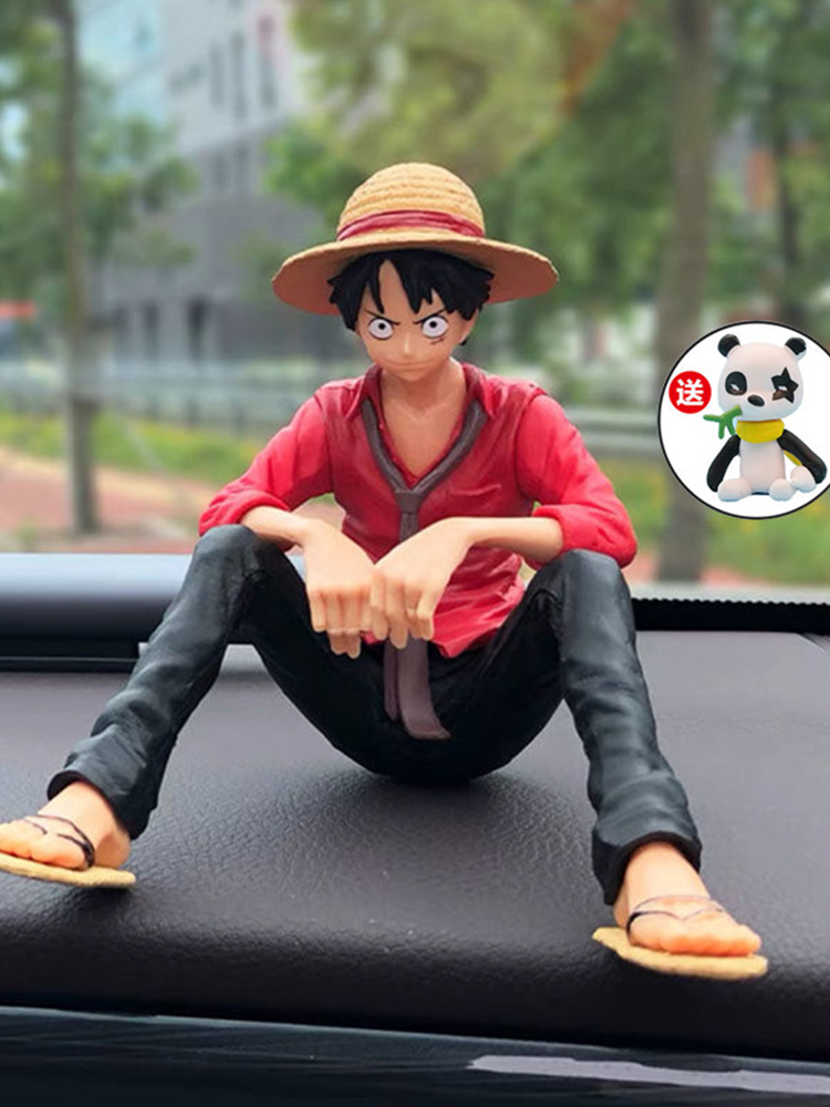 Anime One Piece Avtomobil Dekorasiyası Gülən Üz Lüffi Zoro Əl işi İnternet Məşhur Avtomobilin Mərkəzi Konsolu Daxili Dekorasiya Kuklası