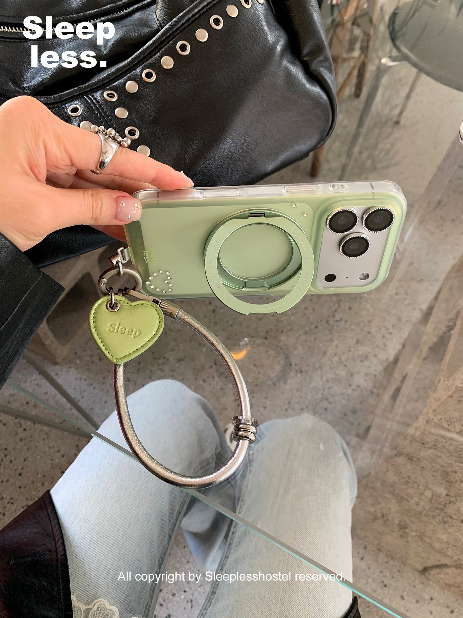Insomnia Guesthouse [Almazla örtülmüş tutqun yeni rəng] Apple 17promax fulcrum mobil telefon qutusu iphone16 tutqun üçün uyğun orijinal şəffaf və sadə inkişaf etmiş üçölçülü qatlanan fırlanan maqnit stend
