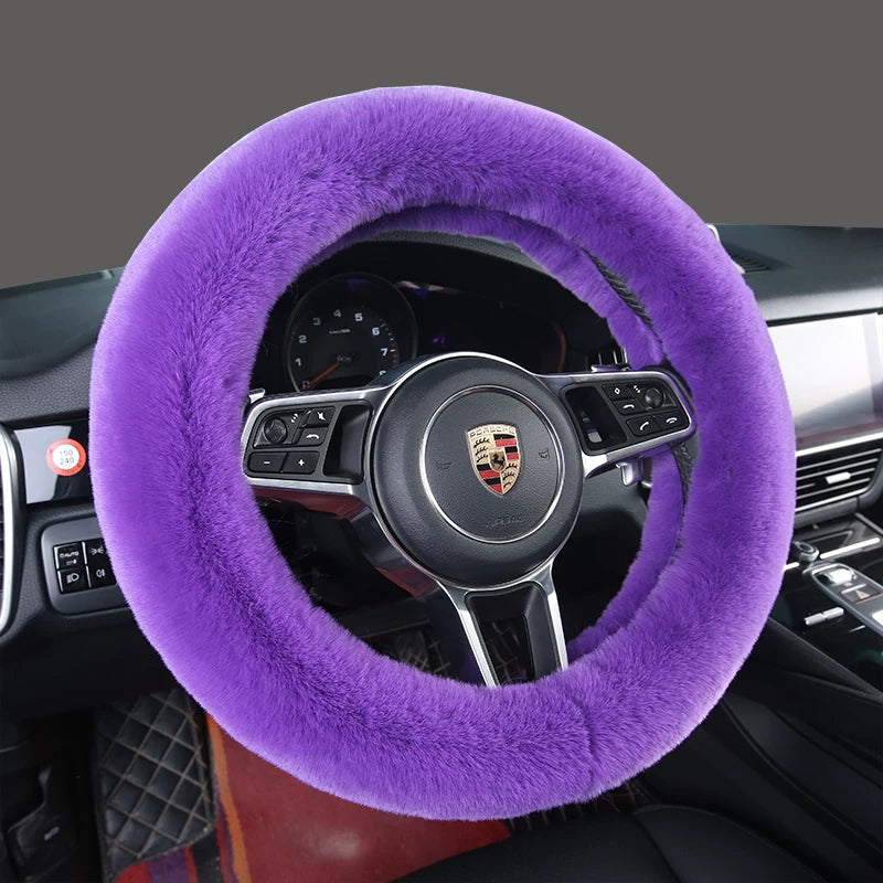 Car steering wheel cover, soft, warm, non-slip, soft and comfortable for winter, universal car interior accessory.