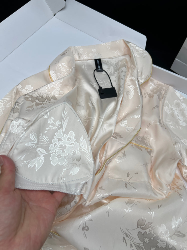Qadınlar üçün milli üslubda vintage pijama, buz ipəkdən qısaqol üç parça kostyum, yaz və yay yeni nazik kəsik, yüksək səviyyəli ev geyimi döş yastığı
