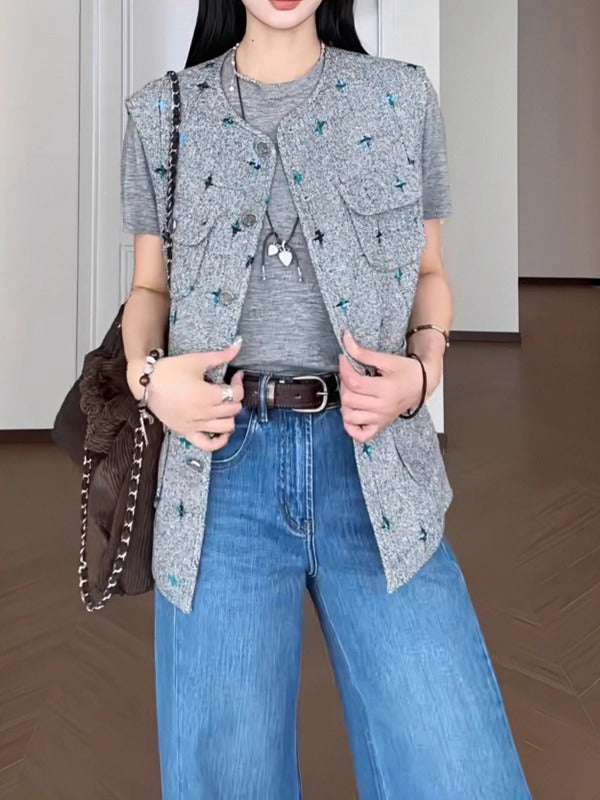 Koreya üslubunda Chanel-dən ilhamlanmış boz rəngli qadınlar üçün jilet, böyük ölçüdə, geniş formada, erkən yaz üçün idealdır.