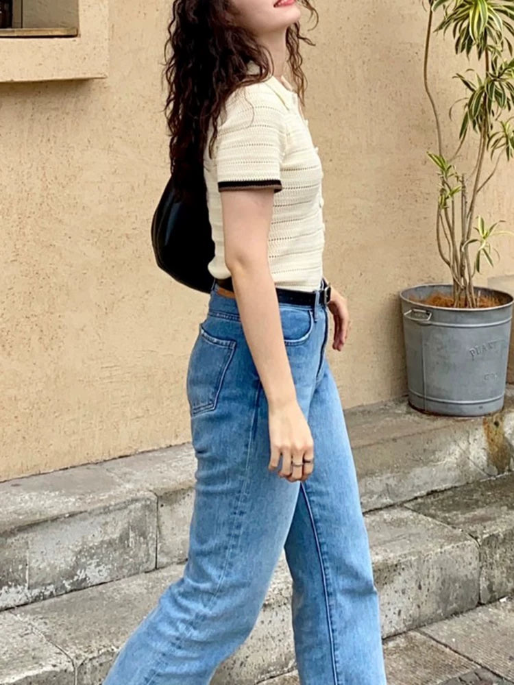 Qadınlar üçün duz üslubunda polo köynək, qısaqol, yaxalıqlı, unikal toxunma, niş üslubda, V-yaxalı futbolka, şirin və sərin top, nazik və dəbli.