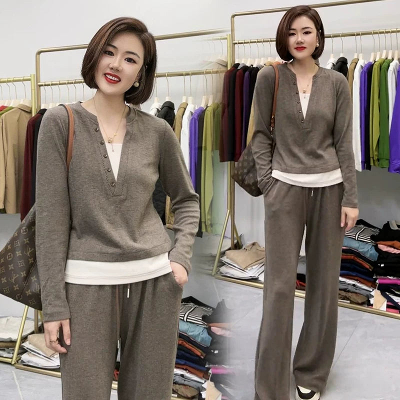Women's Daily Sports Suit Set, Spring and Autumn 2025 New Style, Middle-Aged Mothers' Clothing, Age-Reducing Fashionable Sweater and Wide-Leg Pants Two-Piece Set