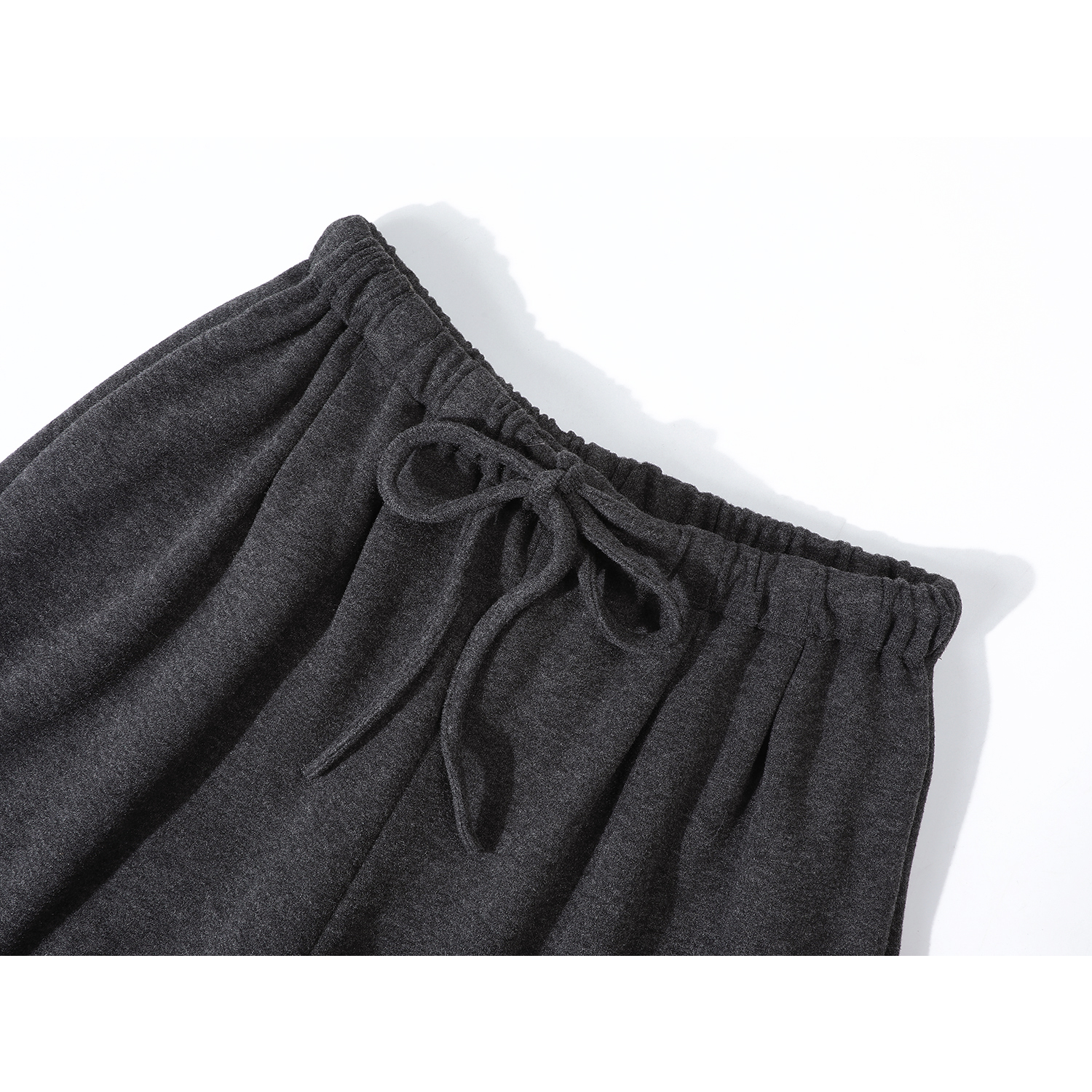 Cholisa qadınlar üçün geniş ayaqlı gündəlik şalvar, 2026-cı ilin payız və qış yeni model, draped, tənbəl model, düz ayaqlı, boş idman idman şalvarı