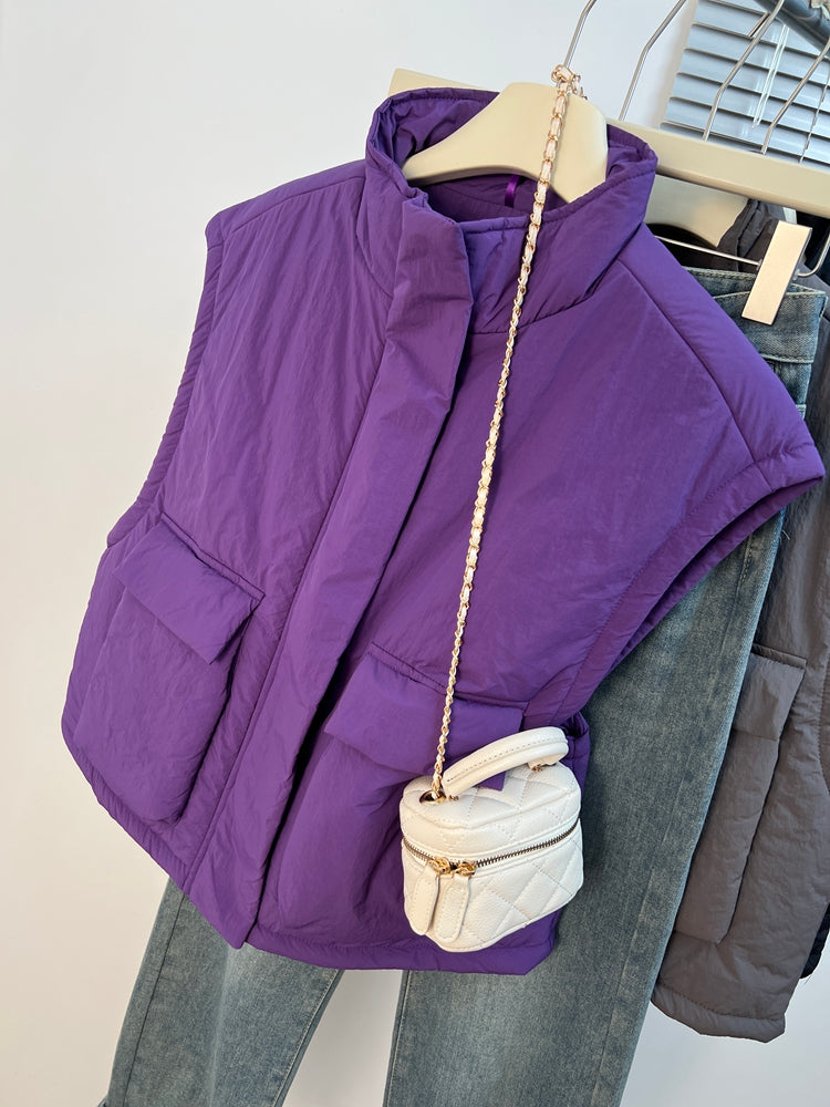 Avropa üslubunda qadınlar üçün böyük ölçülü pambıq jilet, 2026-cı ilin yaz yeni üslubunda, böyük ölçülü qadınlar üçün gündəlik, çox yönlü, arıqladıcı jilet.