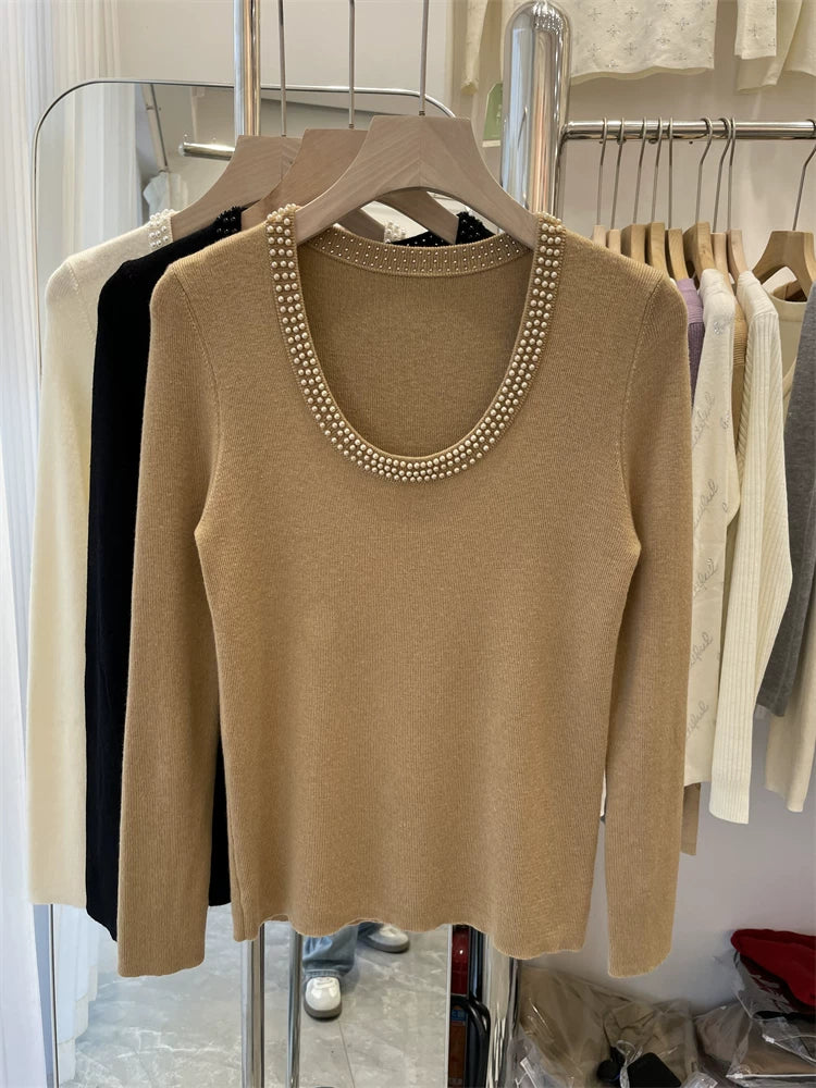 Women's large size U-shaped knitted sweater, autumn and winter design, beaded sweater, loose and slimming top
