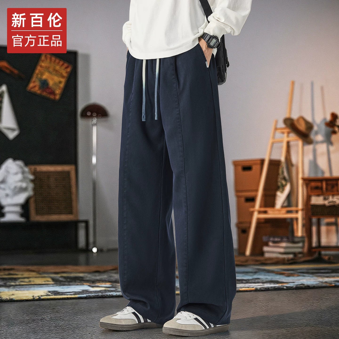 Kişilər üçün New Balance geniş ayaqlı gündəlik şalvar, 2025 payız/qış yeni model, dəbli boş düz ayaqlı, flis astarlı və qalın idman şalvarı.